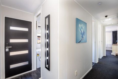 Photo of property in 10 Salcombe Terrace, Welbourn, New Plymouth, 4312