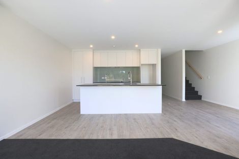 Photo of property in 2 Tarapuka Road, Kenepuru, Porirua, 5022