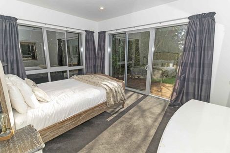 Photo of property in 1 Lakeside Terrace, Westport, 7892