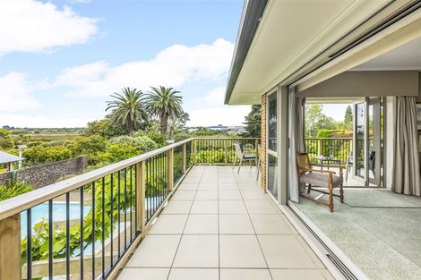 Photo of property in 43a Youngs Road, Papakura, 2110