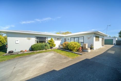 Photo of property in 8 Marlborough Street, Feilding, 4702