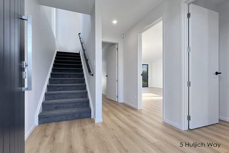 Photo of property in 5 Huljich Way, Hobsonville, Auckland, 0616