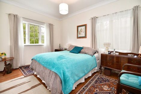 Photo of property in 31 William Hadlow Place, Hatfields Beach, Orewa, 0931