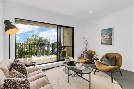 Photo of property in 3/500 Te Atatu Road, Te Atatu Peninsula, Auckland, 0610