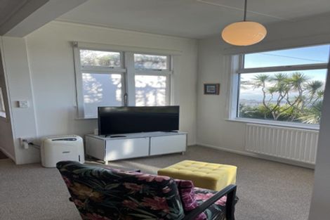 Photo of property in 11 Fairview Crescent, Kelburn, Wellington, 6012