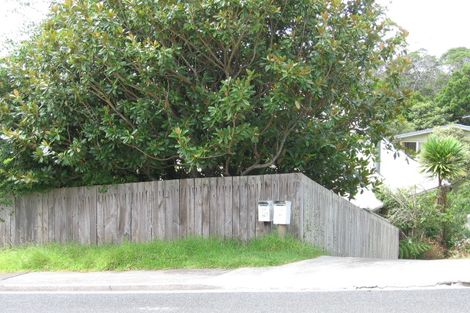 Photo of property in 2/25 Cresta Avenue, Beach Haven, Auckland, 0626