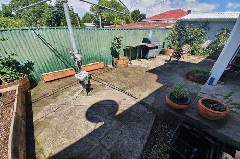 Photo of property in 304 Southland Road, Hastings, 4122