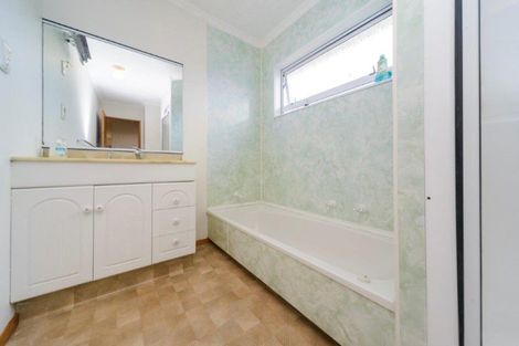 Photo of property in 6 Hill Court, Awapuni, Palmerston North, 4412