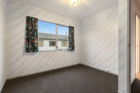 Photo of property in 53 Edgewater Parade, Waiuku, 2123