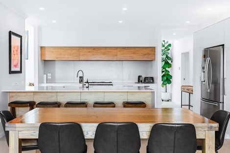 Photo of property in 18 Chateau Crescent, Rangatira Park, Taupo, 3330