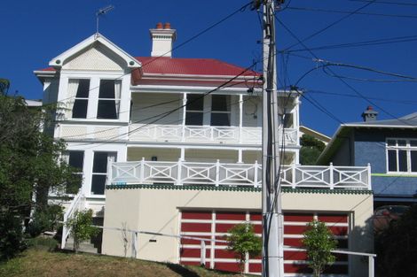 Photo of property in 5 Farm Road, Northland, Wellington, 6012