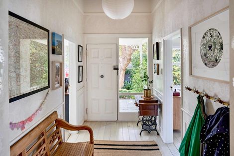 Photo of property in 15 Konini Street, Eastbourne, Lower Hutt, 5013