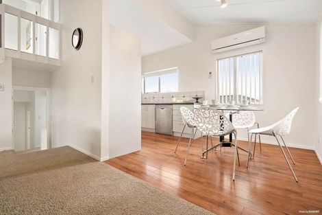 Photo of property in 42a Waimai Avenue, Weymouth, Auckland, 2103