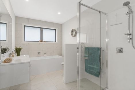 Photo of property in 11 Hass Drive, Ohauiti, Tauranga, 3112