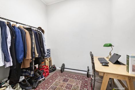 Photo of property in 10 Royal Street, Berhampore, Wellington, 6023