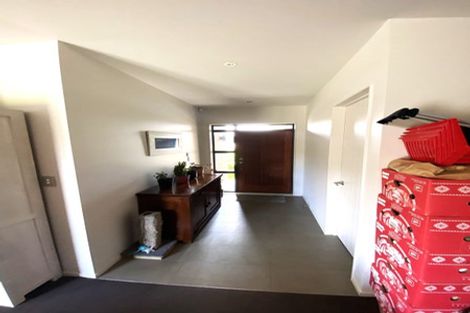 Photo of property in 27 Te Ironui Place, Huntington, Hamilton, 3210