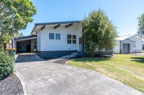 Photo of property in 5 Craig Place, Fairview Downs, Hamilton, 3214