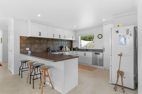 Photo of property in 80a Daniel Parade, Mangawhai, 0975