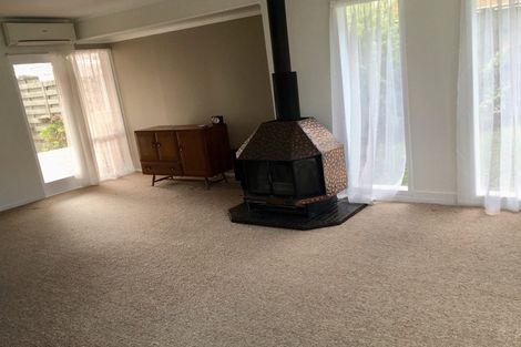 Photo of property in 1/16 Castleton Drive, Howick, Auckland, 2014