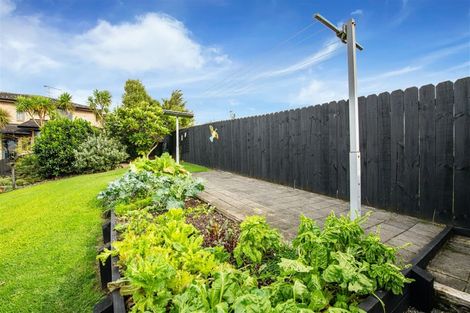 Photo of property in 34 Sapperton Drive, Henderson, Auckland, 0612