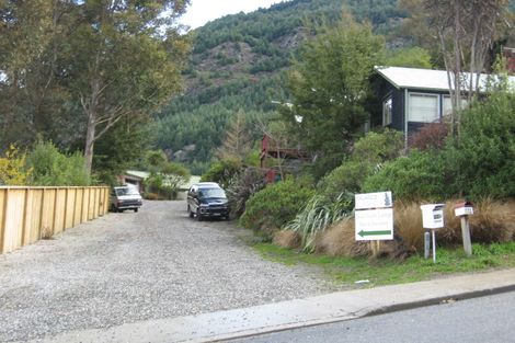 Photo of property in 252b Fernhill Road, Sunshine Bay, Queenstown, 9300