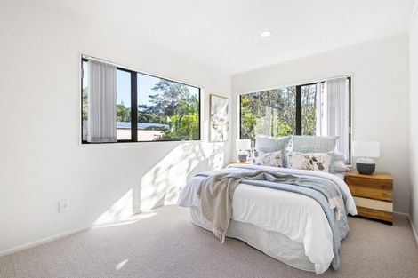 Photo of property in 2/100a Verran Road, Birkdale, Auckland, 0626