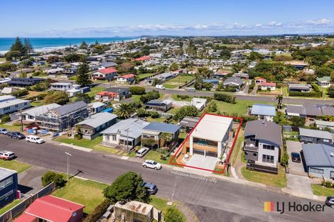 Photo of property in 21 Brighton Road, Waihi Beach, 3611