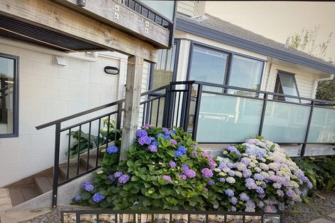 Photo of property in 2/31 Clovelly Road, Bucklands Beach, Auckland, 2012