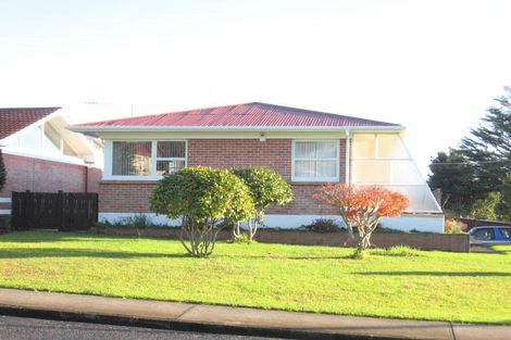 Photo of property in 8 Tampin Road, Hillpark, Auckland, 2102