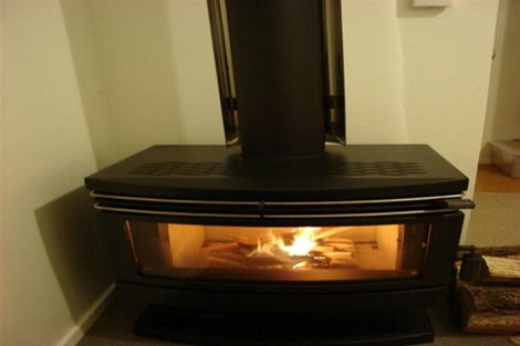 Photo of property in 1/32 Killarney Avenue, Torbay, Auckland, 0630