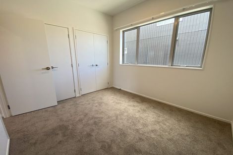 Photo of property in 57d Edmonton Road, Henderson, Auckland, 0612