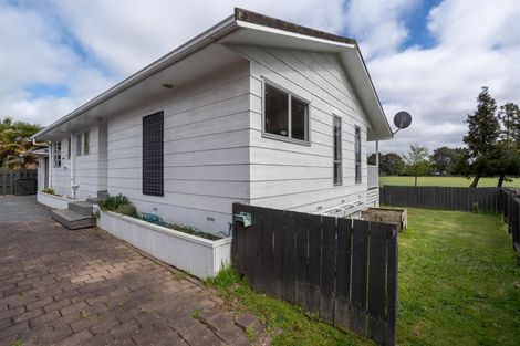 Photo of property in 19 Crescent Court, Melville, Hamilton, 3206