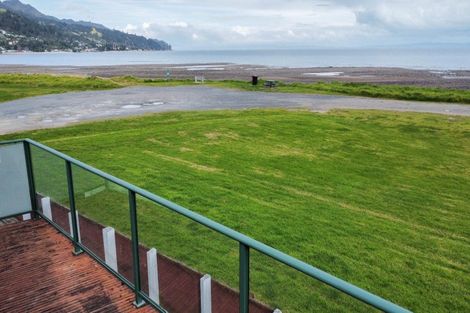 Photo of property in 26 Aputa Avenue, Te Puru, Thames, 3575