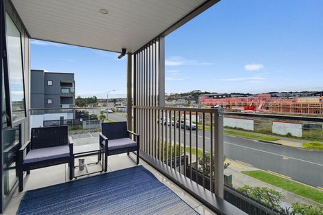Photo of property in 104/5 Dishys Road, Flat Bush, Auckland, 2019