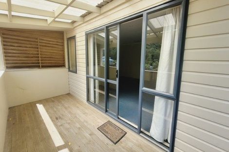 Photo of property in 35 Olivia Crescent, Tawa, Wellington, 5028