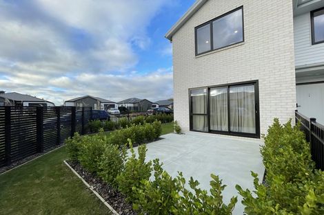Photo of property in 11 Koral Lane, Broomfield, Christchurch, 8042