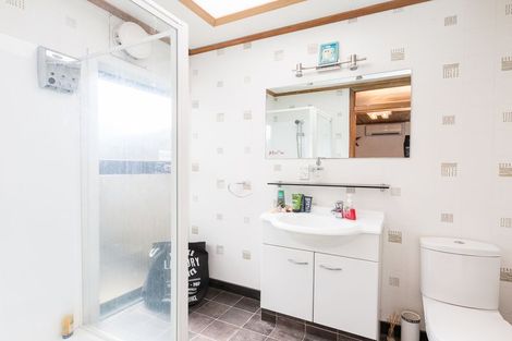 Photo of property in 1 Maxwells Line, Awapuni, Palmerston North, 4412