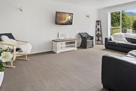 Photo of property in 915 Waiwhero Road, Ngatimoti, Motueka, 7196