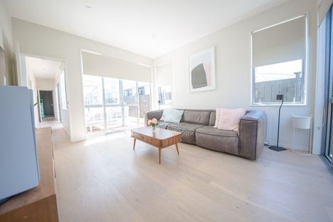 Photo of property in 33 Lockheed Street, Hobsonville, Auckland, 0618