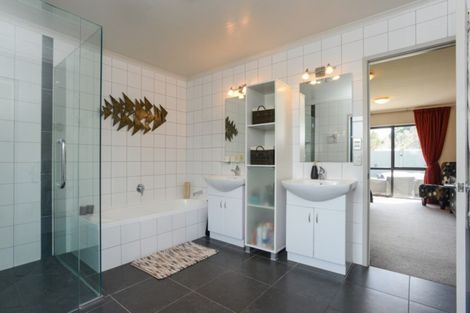 Photo of property in 87 Merlot Drive, Greenmeadows, Napier, 4112