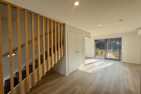 Photo of property in 12/506 Glenfield Road, Bayview, Auckland, 0629