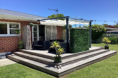 Photo of property in 17 Hinaki Street, Inner Kaiti, Gisborne, 4010