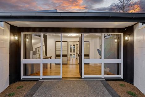 Photo of property in 22 Tuirau Place, Ilam, Christchurch, 8041