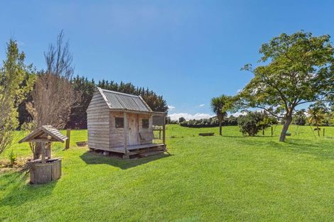 Photo of property in 75 Adelaide Road, Dannevirke, 4978