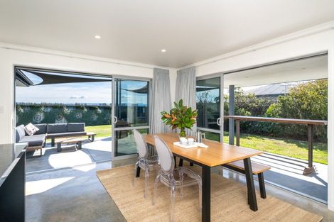 Photo of property in 5 Waitaha Place, Clive, 4102