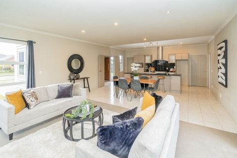 Photo of property in 21 Langdale Court, Huntington, Hamilton, 3210