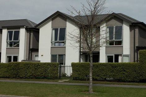 Photo of property in 2 Yew Tree Lane, Hillmorton, Christchurch, 8024
