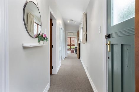 Photo of property in 14 Emmett Street, Newtown, Wellington, 6021