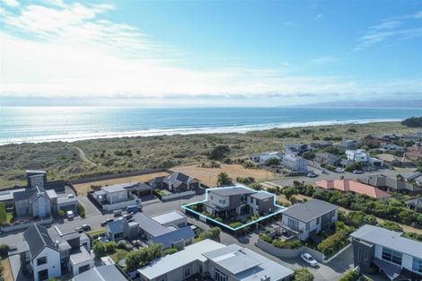 Photo of property in 81 Aston Drive, Waimairi Beach, Christchurch, 8083
