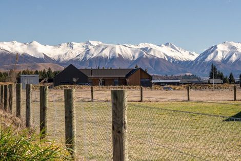 Photo of property in 4 Avlis Place, Twizel, 7901